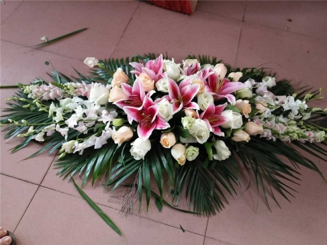 讲台花